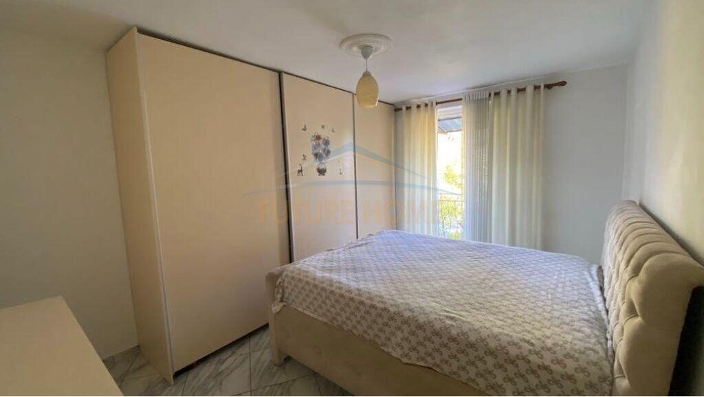 Qera, Apartament 2+1, Kombinat, Tiranë 400 €,AREA45490