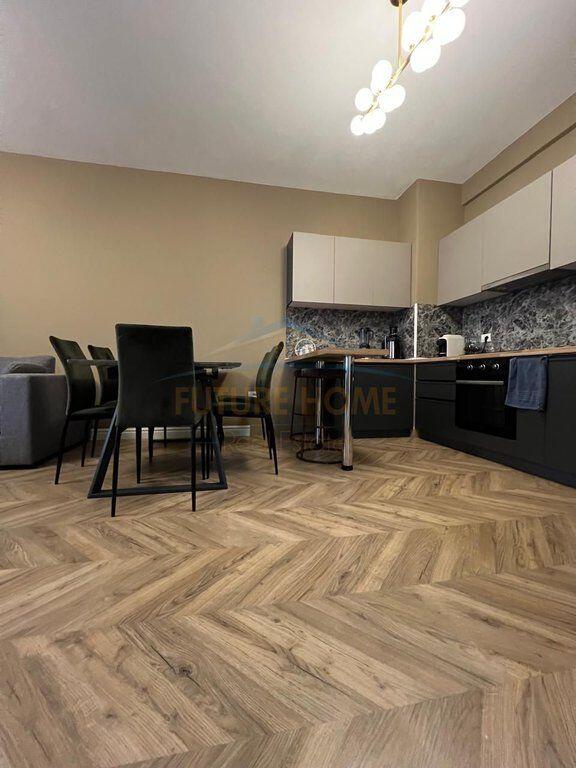 Shitet , Apartament 2+1+2 ,Green City,Tirane. Cmimi 225.000 Euro