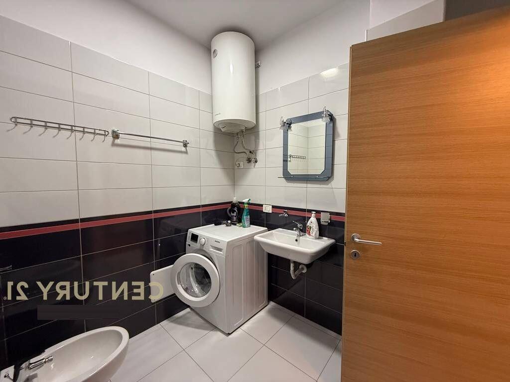 APARTAMENT 2+1+2+ POST PARKIMI ME QIRA TEK KOMPLEKSI “DELIORGJI”