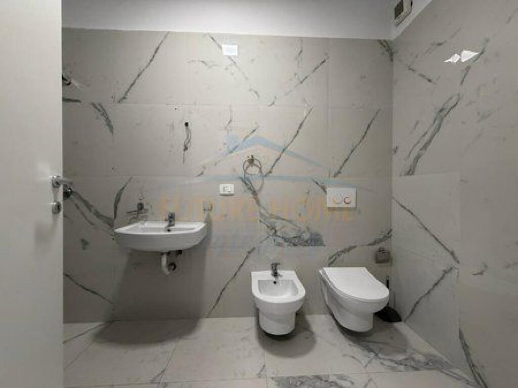 Shitet, Apartament 2+1, Quartum Residence, Rruga Jordan Misja, Tiranë