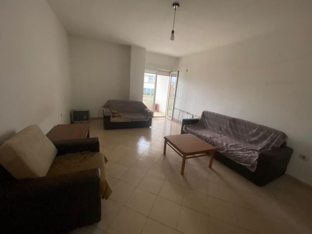 Affittasi Appartamento 2+1+2 Bagni +1 Balcone