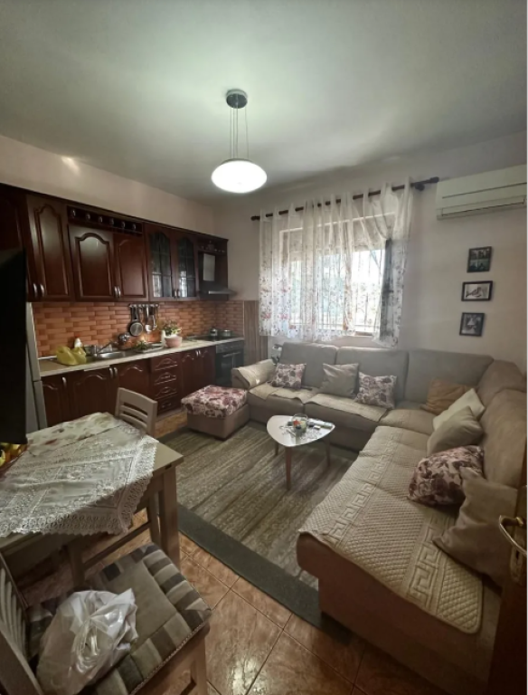 Okazion Shitet Vile Ne Arapaj Durres