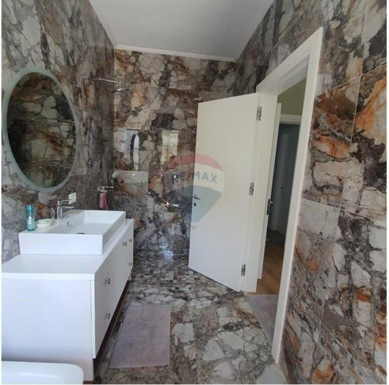 Apartament - Për Shitje - Selita e Vjetër, Tiranë !!! (ID: 530471013-64)