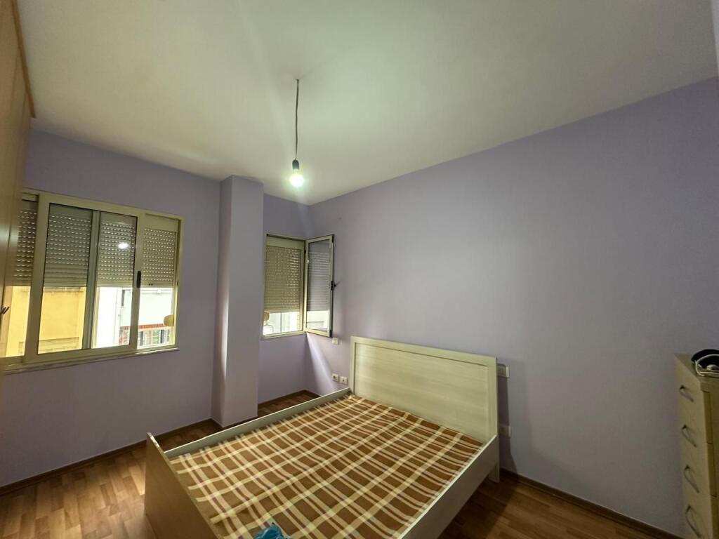 COMMUNE OF PARIS, APARTMENT 2+1+2 FOR RENT