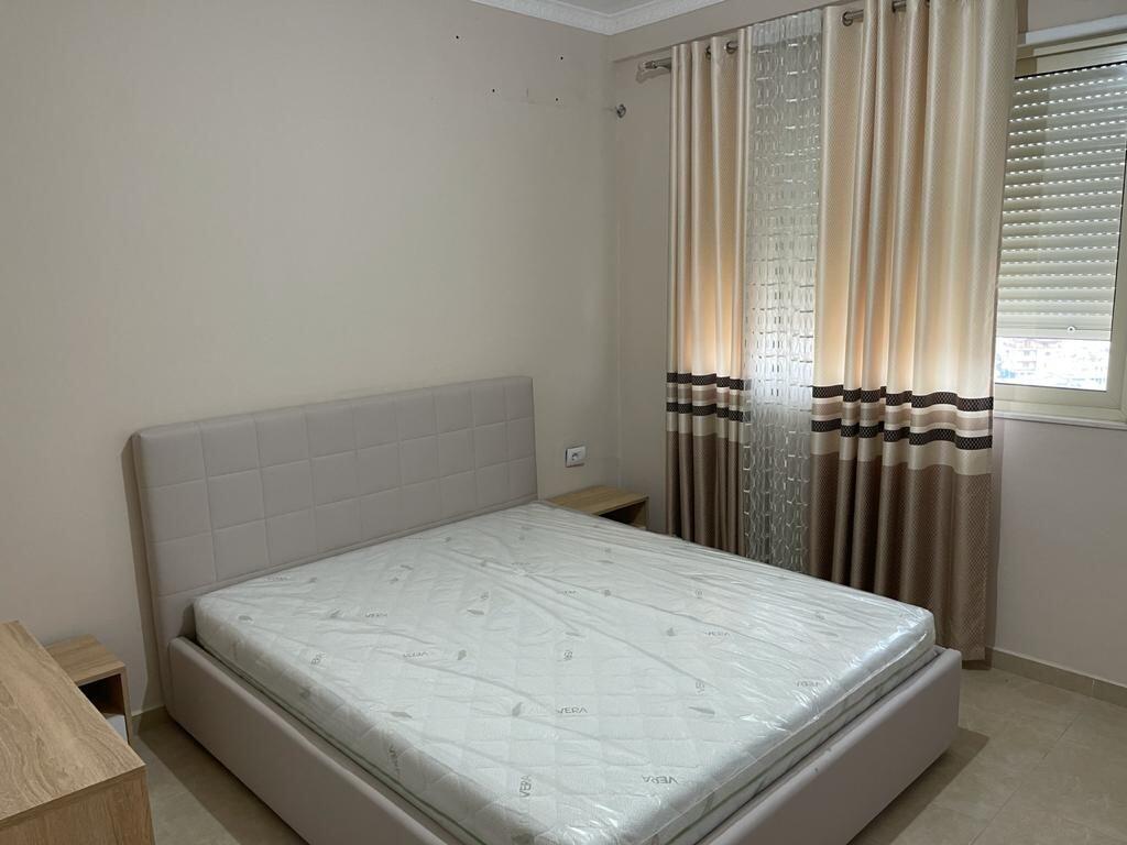 APARTAMENT 2+1 ME QERA DURRES  350/MUAJ