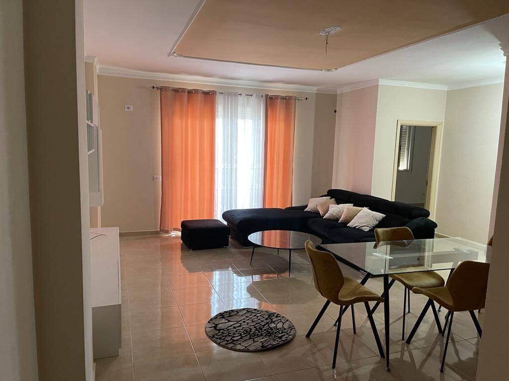 APARTAMENT 2+1 ME QERA DURRES  350/MUAJ