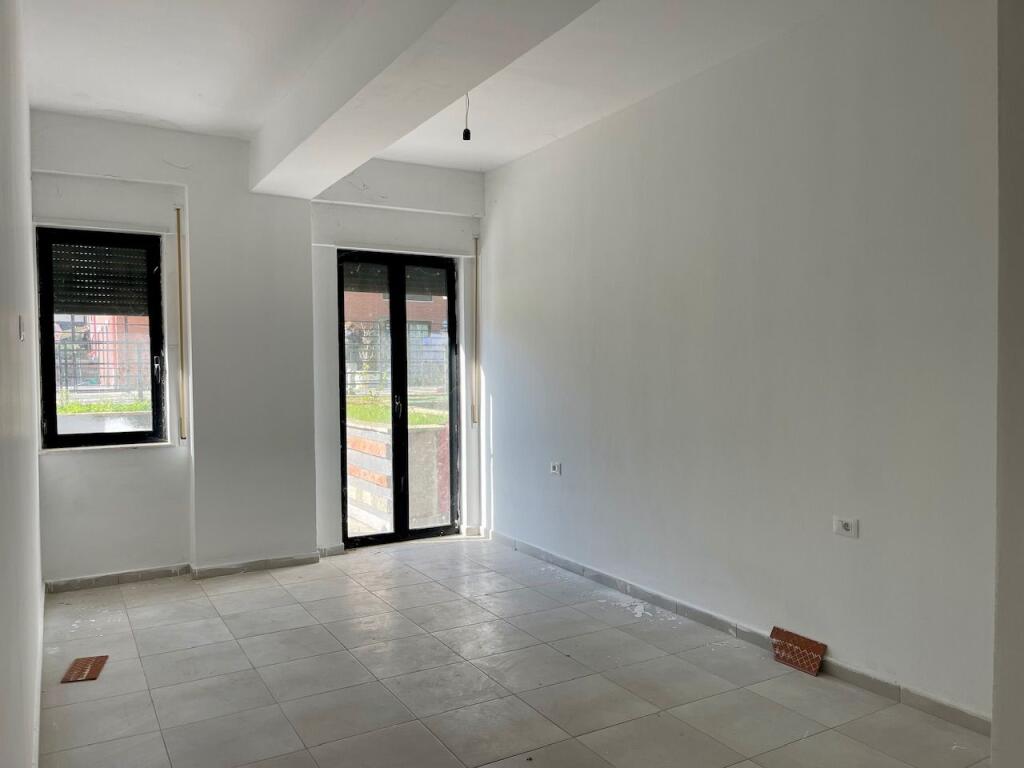 FOR SALE apartment 1+1 +veranda in the Residence "Kodra e Diellit"- British High School