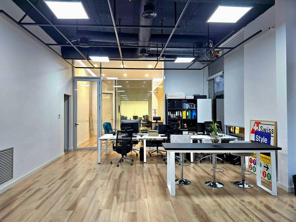 Commercial Space/Office for Rent – Near the Artificial Lake