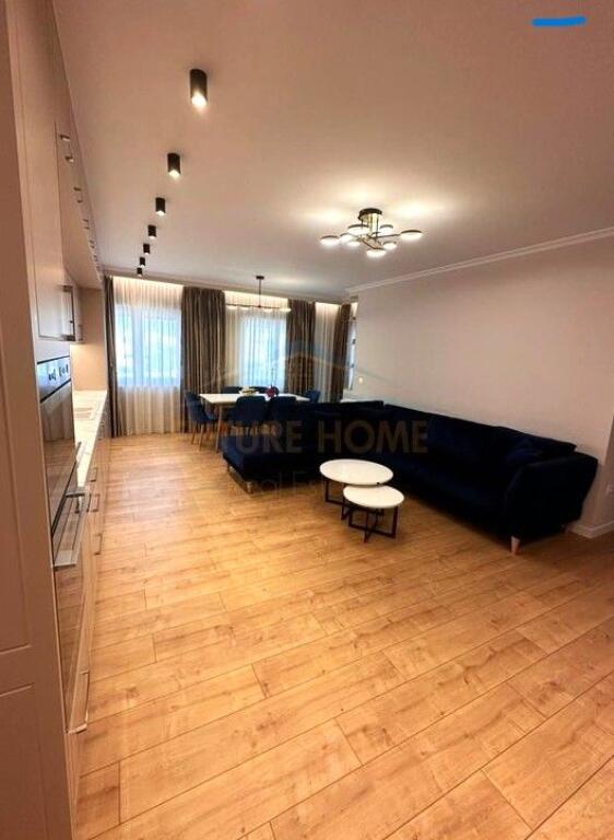 Jepet me qera, Apartament 3+1 – Qendër, Tiranë