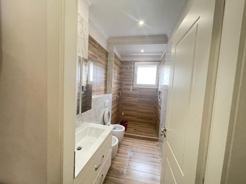 VENDESI APPARTAMENTO 3+1+2 GIARDINO ZOOLOGICO