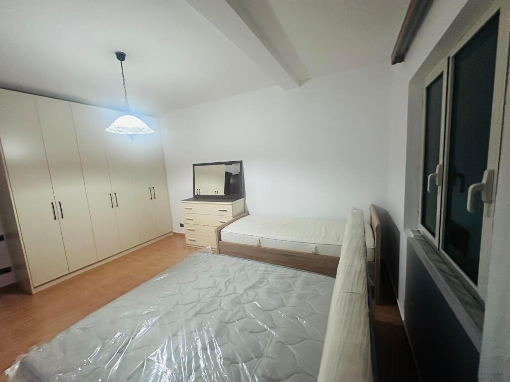 Appartamento 1+1+1 con Balcone in Affitto