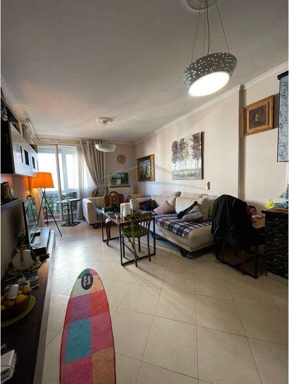 Shitet , Apartament 2+1 Vila L, Unaza e Re , Tirane