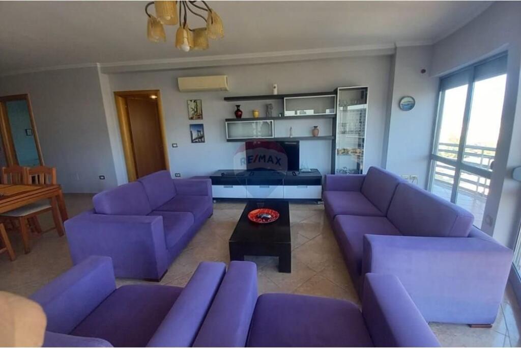 Apartament per Qira te Zogu i Zi