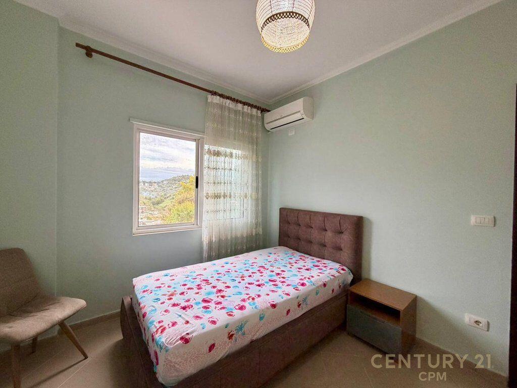 APARTAMENT 2+1 PER QIRA TEK LIQENI THATE!