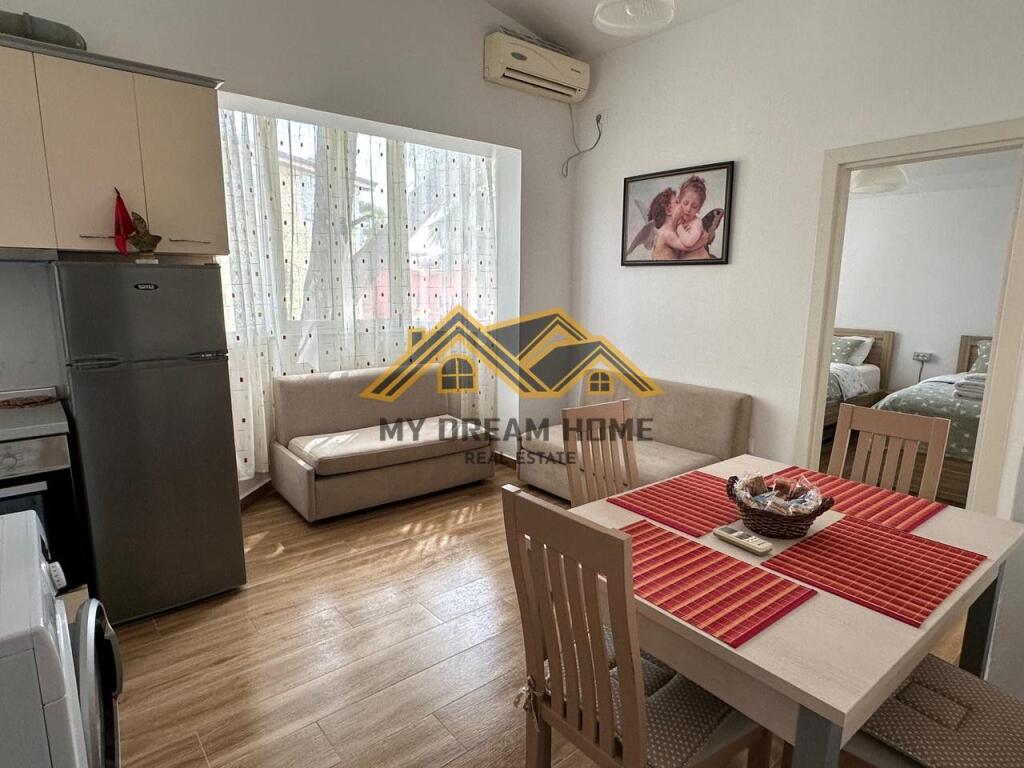 JEPET ME QERA APARTAMENTI 2+1+POST PARKIM GOLEM TEK EPIDAM
