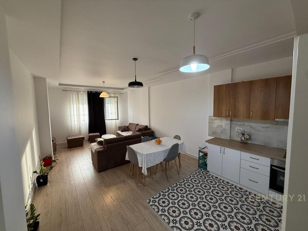 Apartament 1+1 te Kopshti Zoologjik!