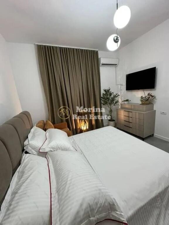 Shitet, Vile 3 Kateshe, Shkembi I Kavajës,550.000 Euro