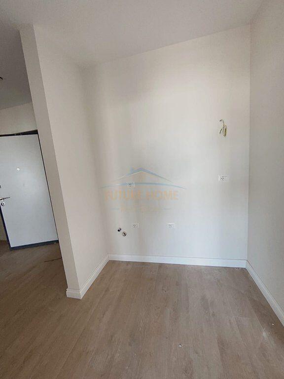 Shitet, Apartament 2+1, Jordan Misja, Tiranë.