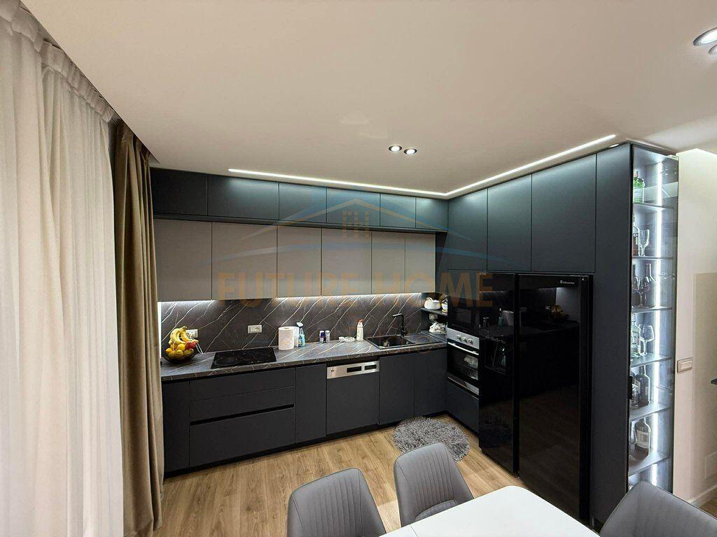 Shitet, Apartament 3+1+2, Kompleksi “Romario”, Unaza e Re , Tirane