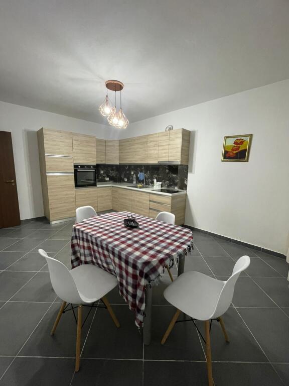 🏡 APARTAMENT ME QERA 2+1 ME PAMJE DETI URA DAJLANIT PLAZH DURRES