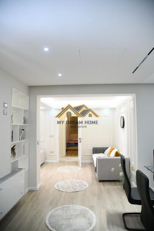 SHTEPI PRIVATE NE ISH KENETE, DURRES SHITJE !