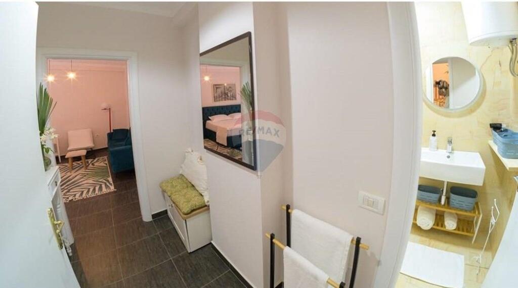 Apartament - Për Qira - Rruga e Barrikadave, Tiranë !!!! (ID: 530361014-399)