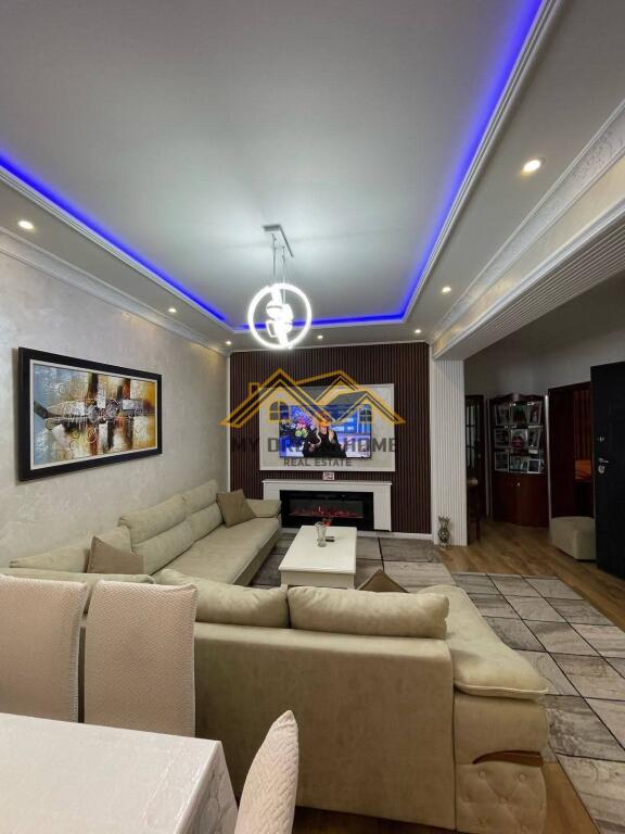 Shitet, Apartament 2+1, Ish Fabrika Bukes, Durres