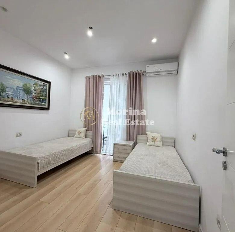 Shitet Apartament 3+1, Rruga Mine Peza, 245,000 Euro