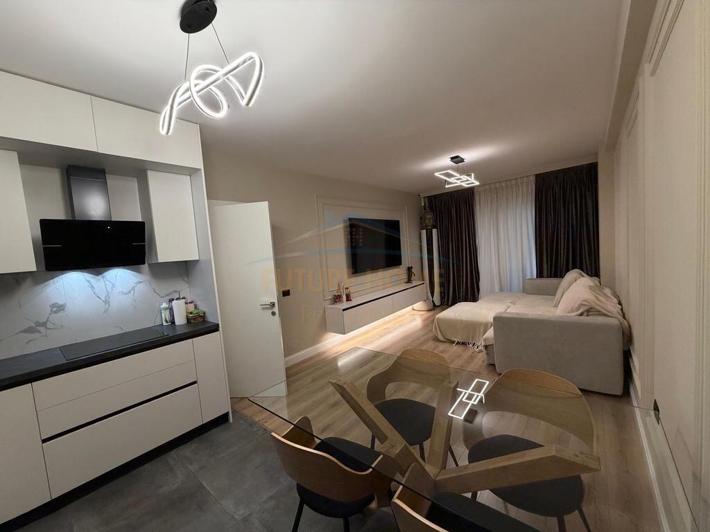 Shitet Apartament 2+1+2 Niku Construction Komuna E Parisit
