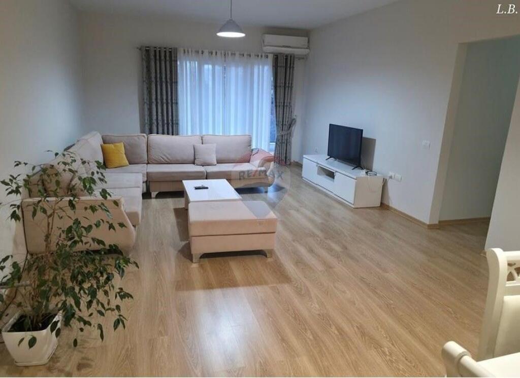 Apartament - Për Qira - Selita e Vjetër, Tiranë !!!! (ID: 530221059-424)