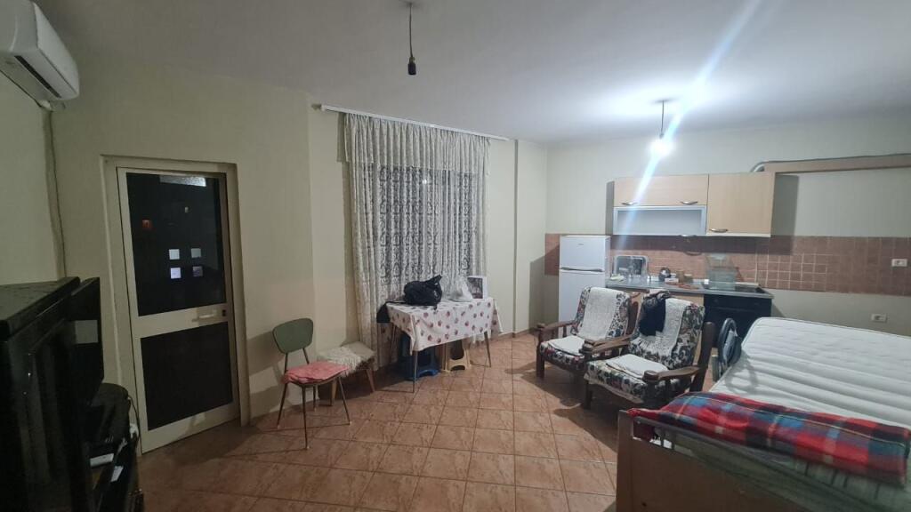 Jepet Apartament me qera