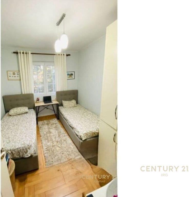 Apartament 2+1 i investuar për qira! 21 dhjetori, Rr. Kavajes