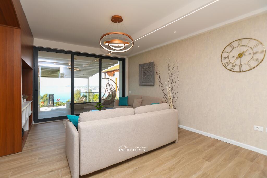 Apartament Unik Per Shitje Ne Lungomare 