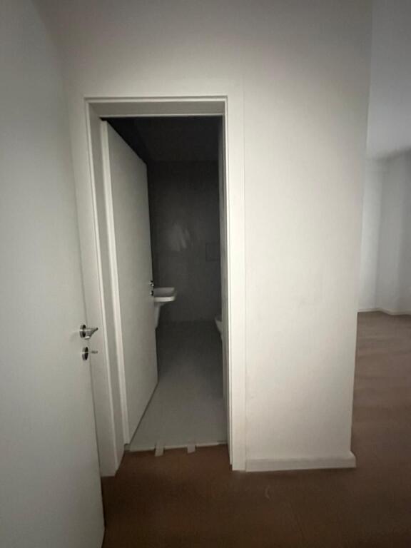 🏢 Locale in Affitto – Ideale per Uffici o Cliniche 📍 Residenza Mine Peza