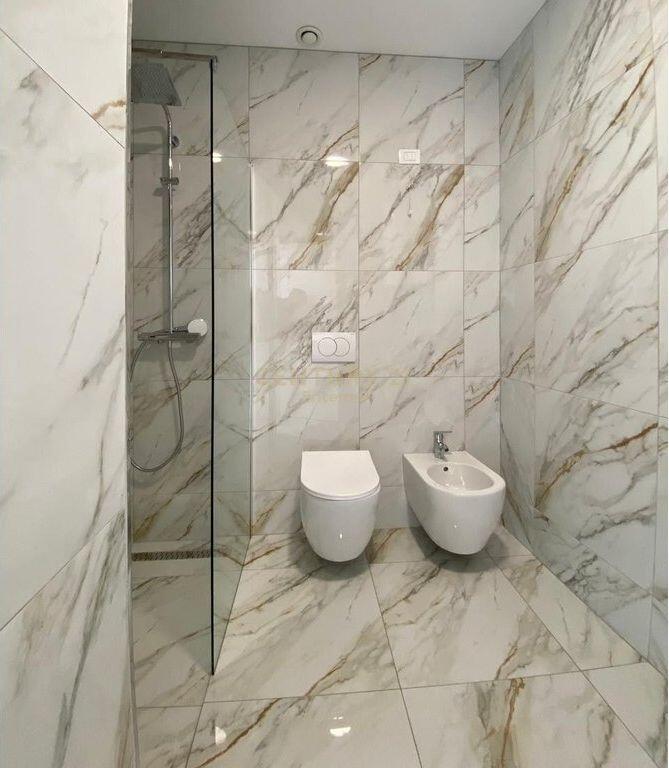 Affittasi Appartamento 2+1+ Parcheggio per Ufficio