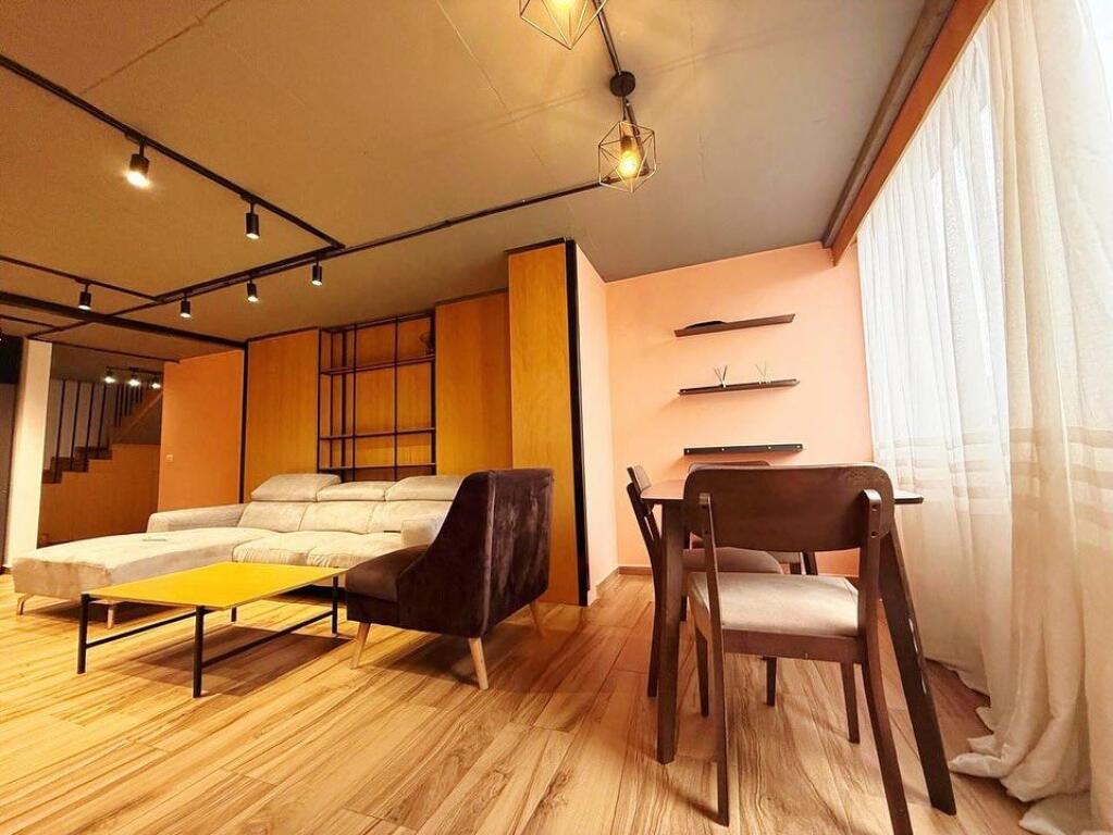 Perballe me Spitalin Amerikan 3,  Shesim apartament duplex