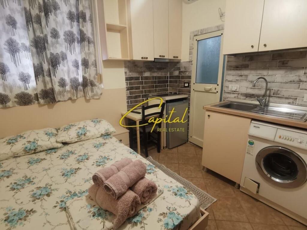 GARSONIERE ME QERA 30 M2 5 MAJI 35.000 LEKE