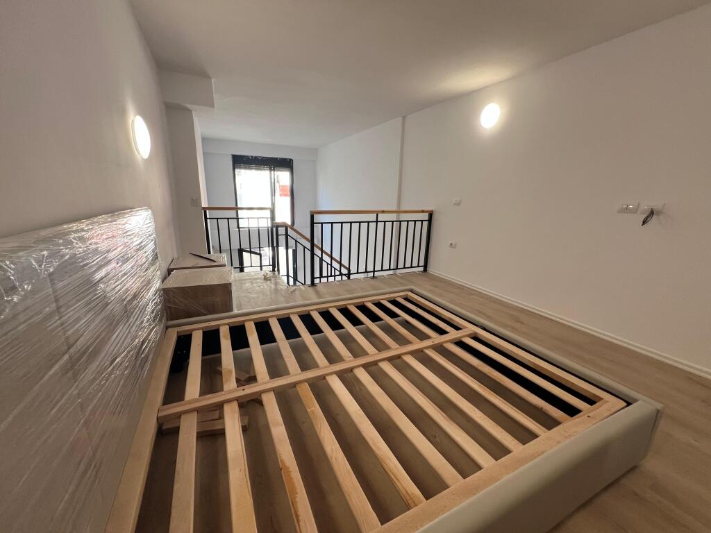 Duplex per shitje ne Lungomare