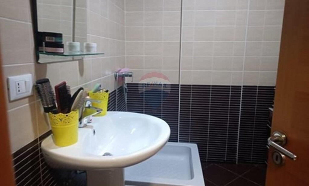 Apartament - Për Shitje - Rruga e Thesarit, Tiranë!!! (ID: 530411001-1250)
