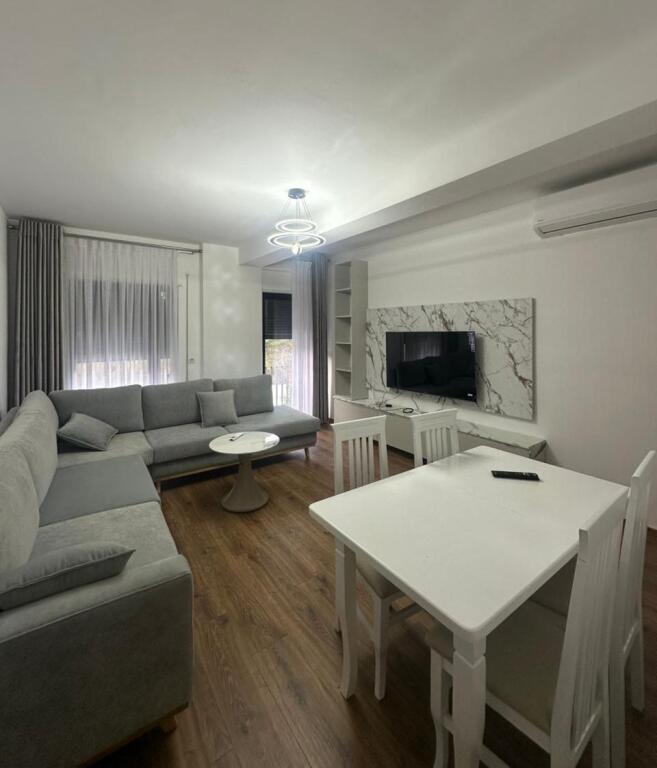 APARTMENT 1+1 + PARKING FOR RENT AT KODRA DIELLIT 2