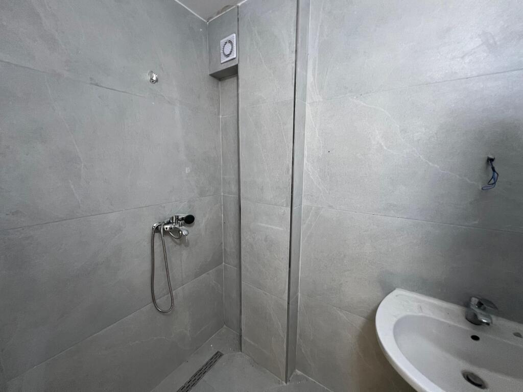 Duplex per shitje ne Lungomare