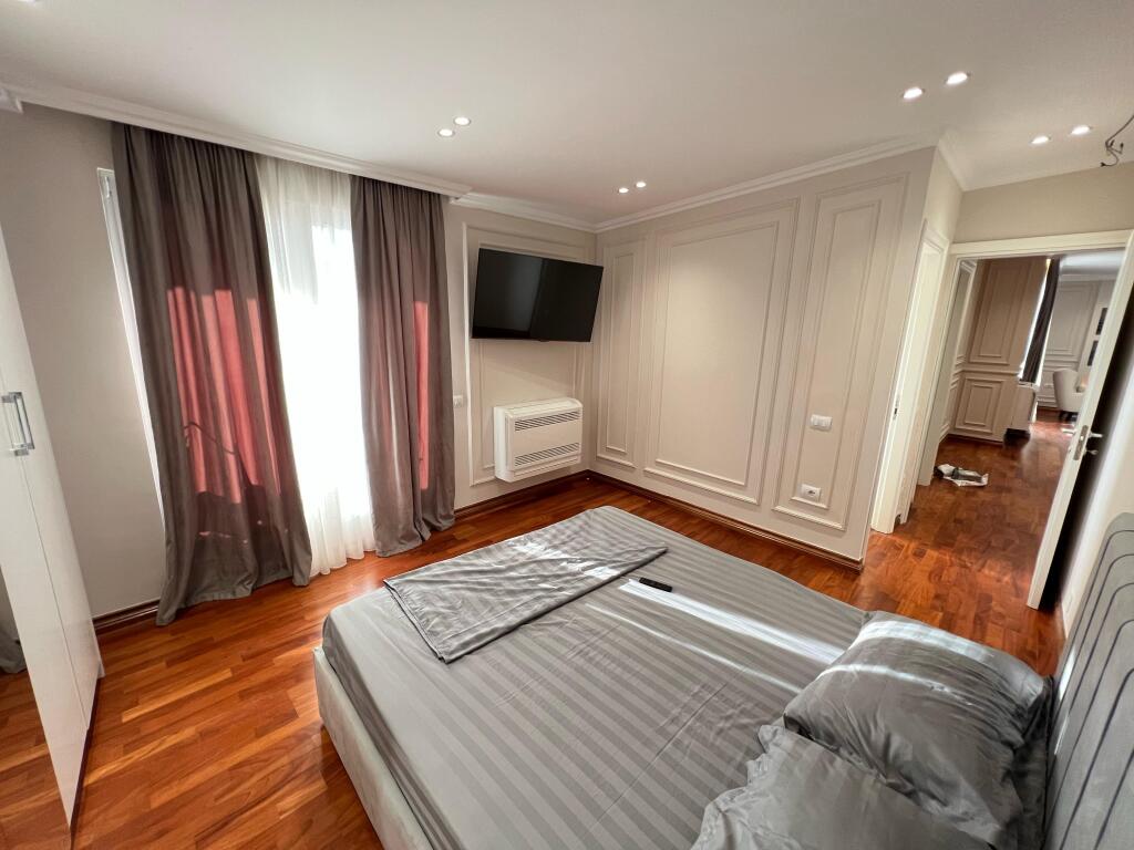 📣 QERA SUPER Apartament (Papafingo) 2+1+2Tualete , Sauna , Verande Dhe Parking 📍 Qender Tirane 🛣️ Rruga e "Kavajes" ✨