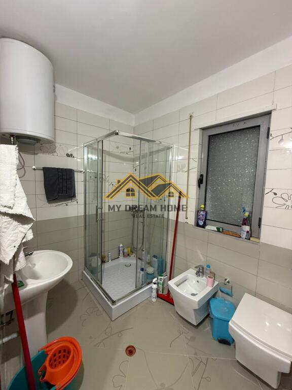 SHITET SUPER APARTAMENT 2+1+2 VERAND TEK KOMPLEKSI EKA NE PLAZH!