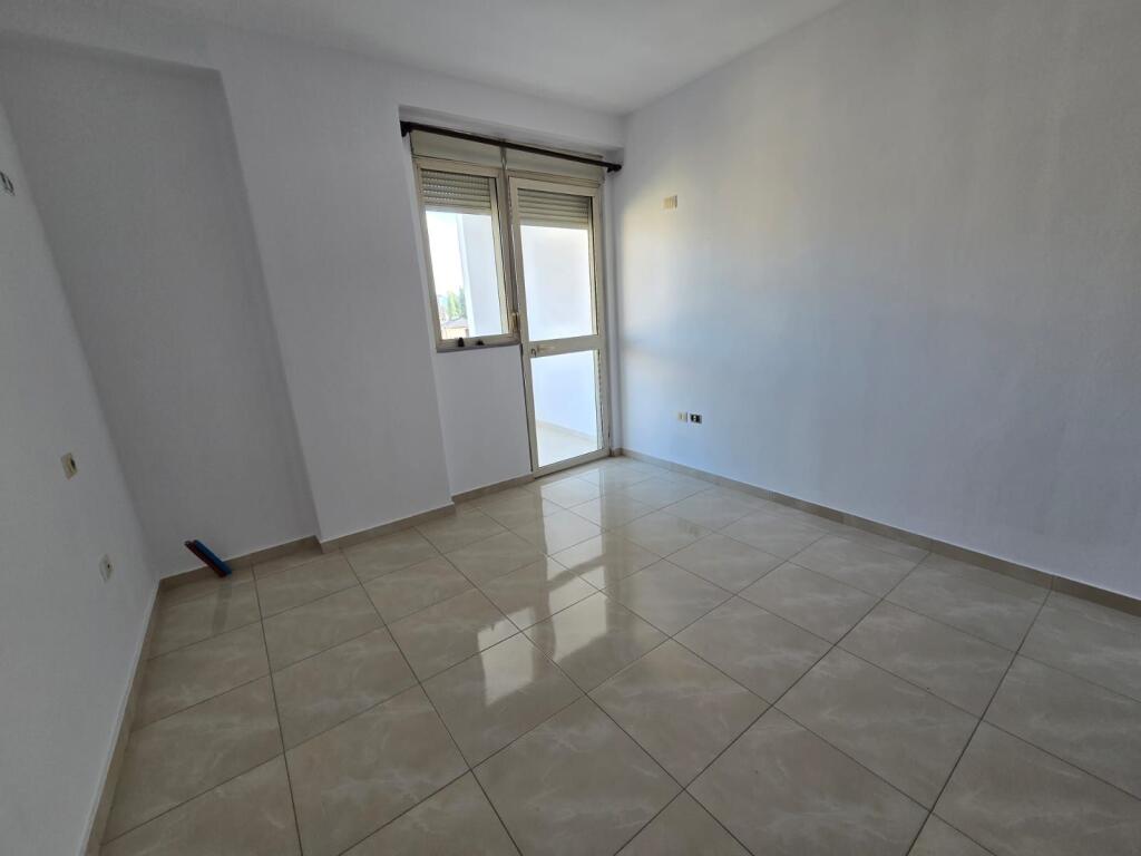 APARTAMENT 2+1 PER SHITJE