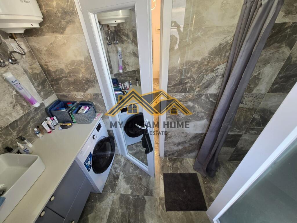 JEPET ME QIRA SUPER APARTAMENT 2+1 PLAZH DURRES!