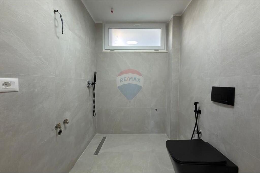 Apartament - Për Shitje - Myslym Shyri, Tiranë  ID: 530181047-531