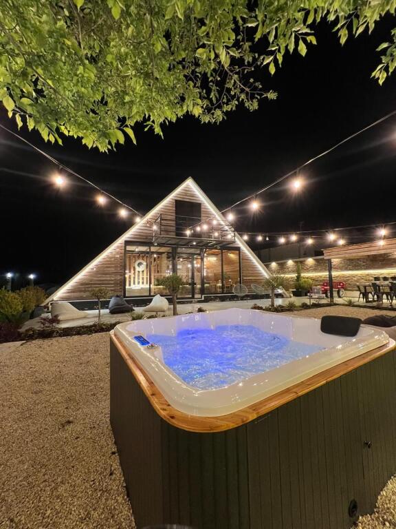 🏡 SHITET VILA ME PAMJE DETI 📍SHKALLNUR