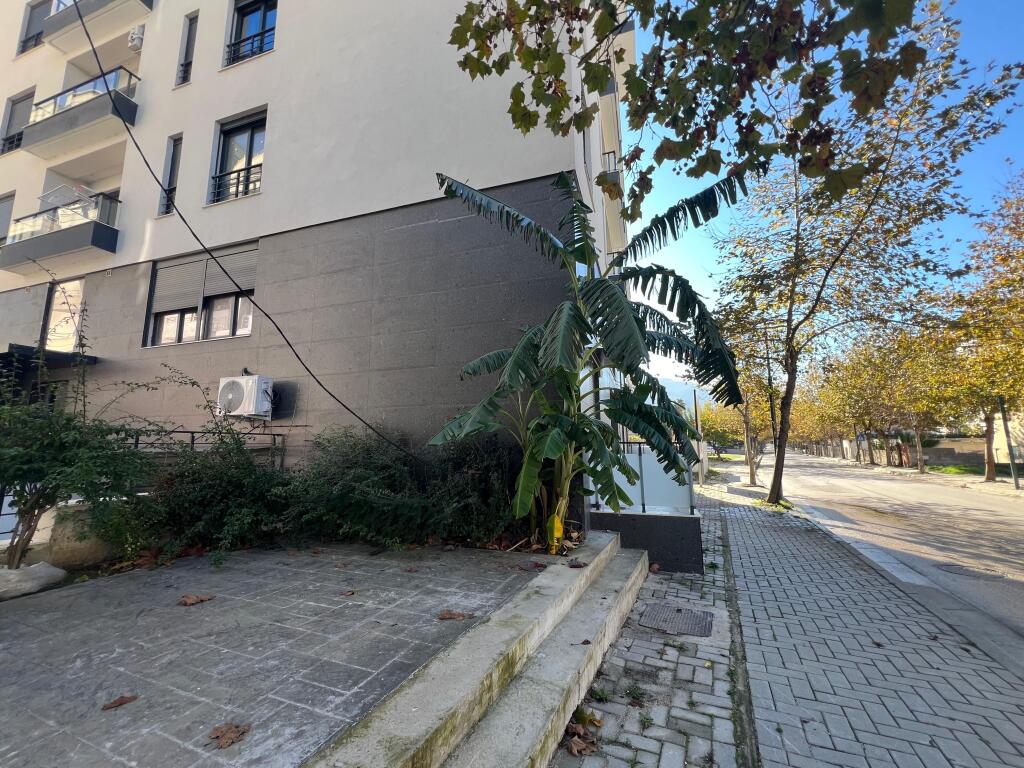 Duplex per shitje ne Lungomare