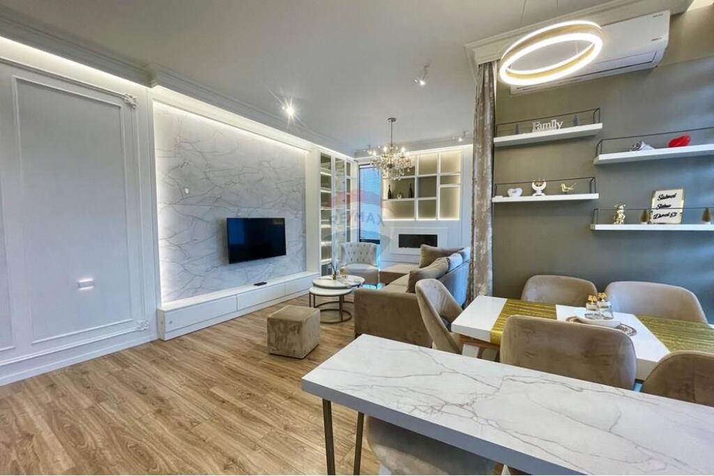 APARTAMENT 2+1+2 PLUS PARKIM ME QIRA TE PARK GATE!