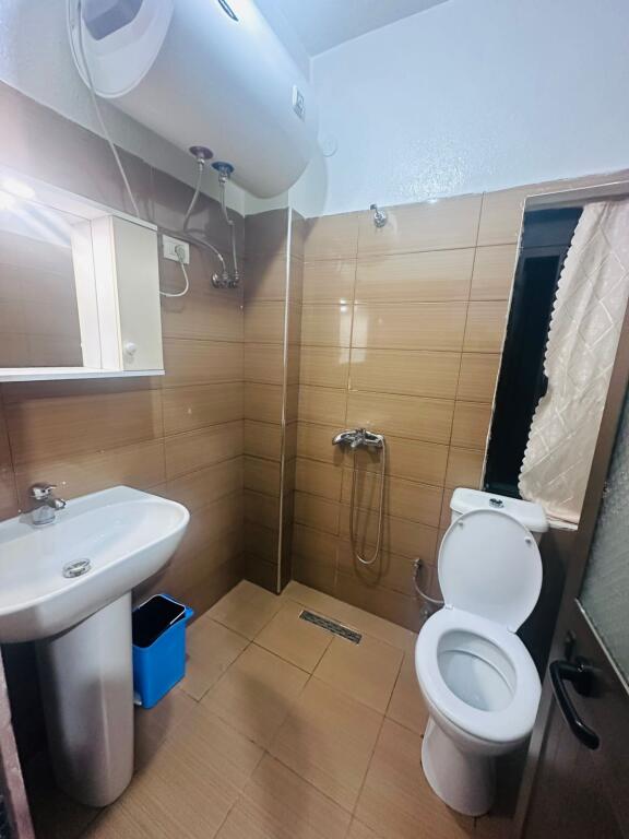 5 Maji Jepet Apartament 1+1 Me Qera